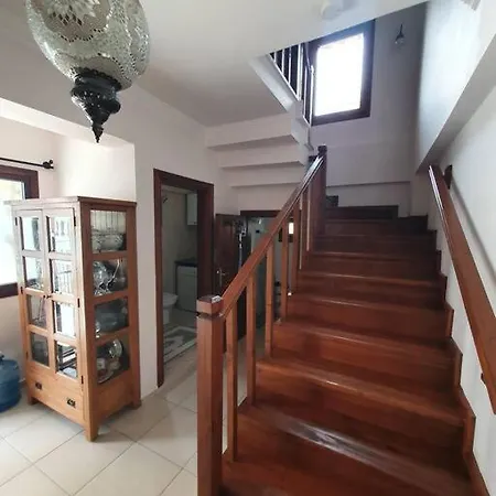 Hotel Uezuemluede Havuzlu Muestakil Tatil Villasi Fethiye